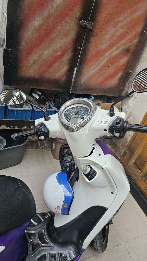 Yamaha Janus Bản đặc biệt màu Trắng. Mua bán Xe máy tại Quận Gò Vấp Tp Hồ Chí Minh được đăng bởi Anh Hoàng hình 2