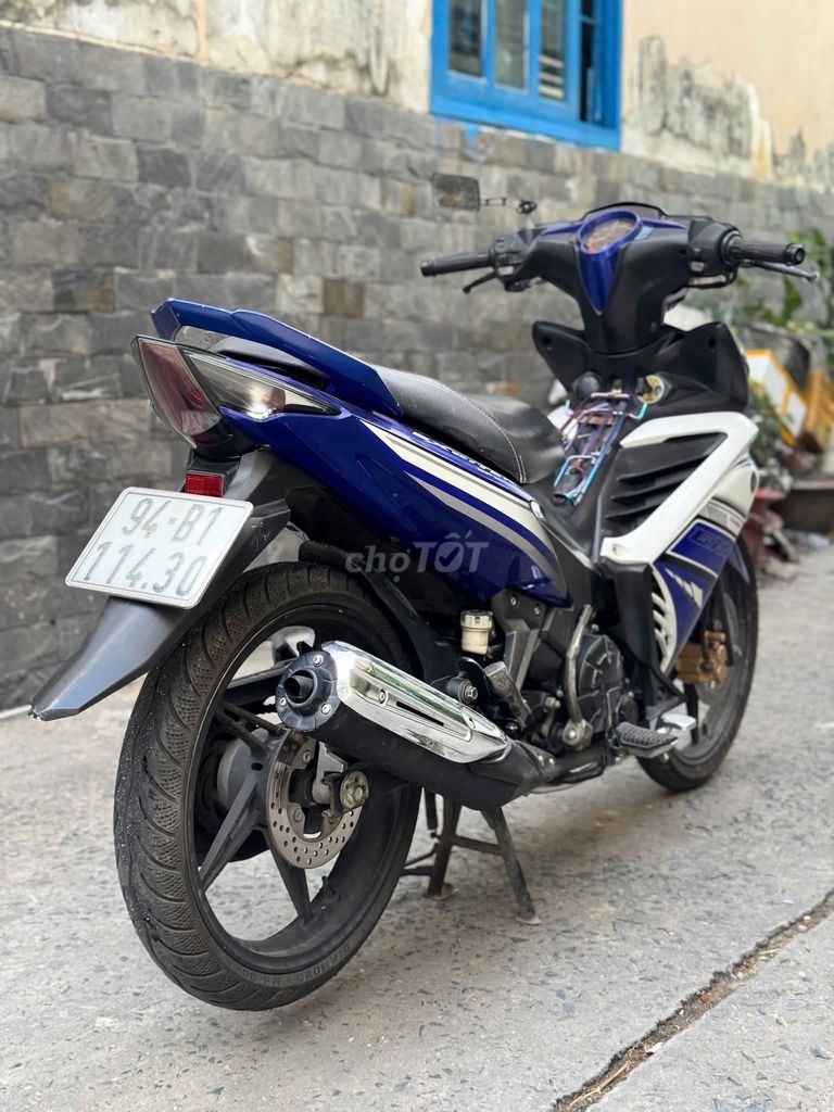 Yamaha Exciter 135 бело-синий