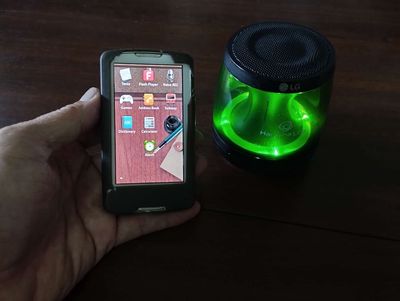Thanh Lý Loa Bluetooth LG và máy nghe nhạc SAMSUNG. Mua bán Tivi, Âm thanh tại Huyện Bình Chánh Tp Hồ Chí Minh được đăng bởi Mr cường