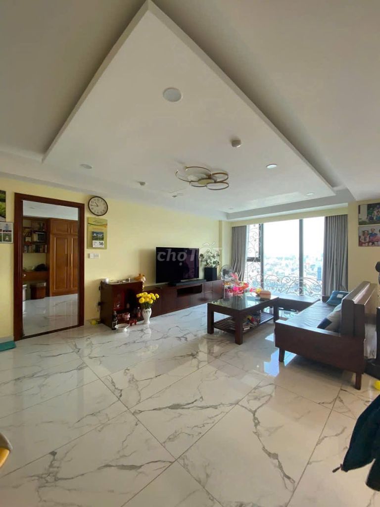 Chuyển Nhượng Căn Hộ 120m2 Penthouse Chung Cư H2 DVCIQ4