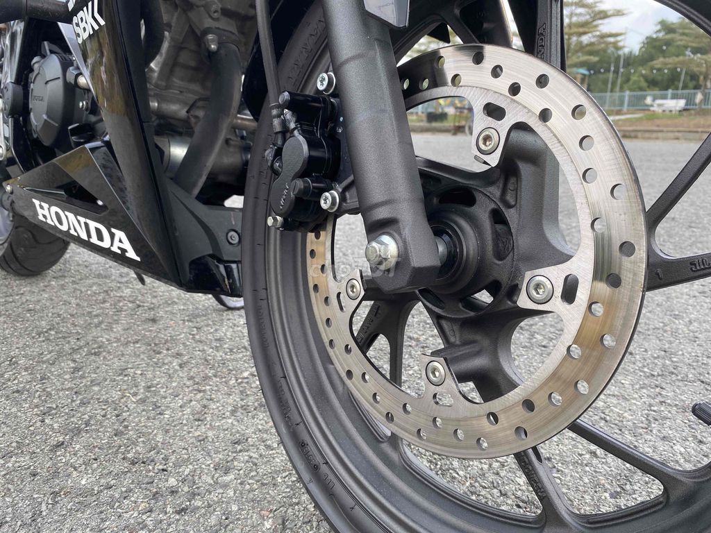 Honda CBR150r đời 2017. Mua bán Xe máy tại Huyện Bình Chánh Tp Hồ Chí Minh được đăng bởi PHAM PHAN KHOI NGUYEN hình 9