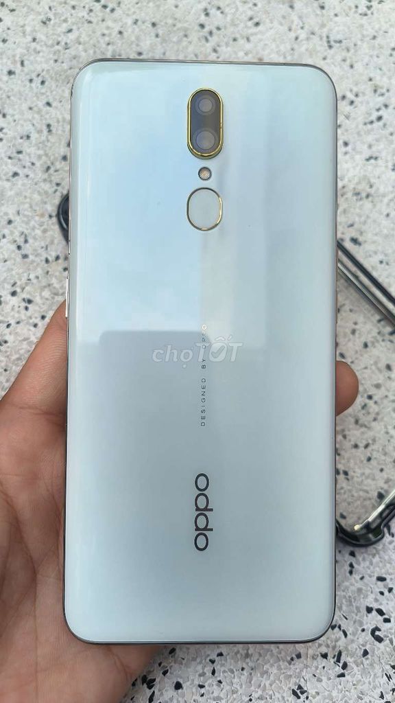 Oppo F11 8ram 256GB Trắng