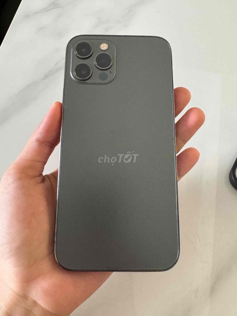 iPhone 12 Pro 256GB Không trầy xước. Mua bán Điện thoại tại Thành phố Thủ Đức Tp Hồ Chí Minh được đăng bởi Hồng hình 1