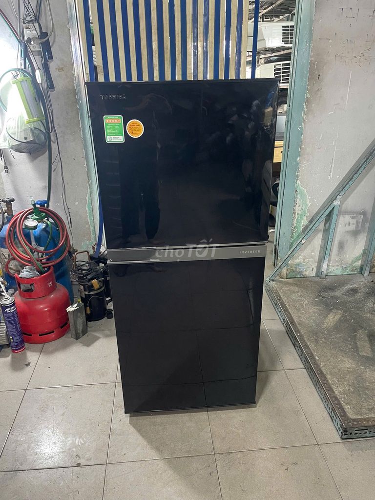 Tủ lạnh Toshiba 180 lít Inverter GR-B22VU FreeShip. Mua bán Tủ lạnh tại Quận 8 Tp Hồ Chí Minh được đăng bởi QUANG PHÁT hình 1