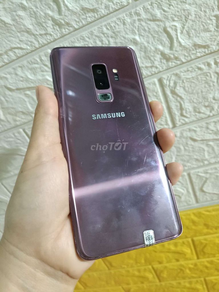 Samsung s9+ 256GB Đa sắc. Mua bán Điện thoại tại Thành phố Buôn Ma Thuột Đắk Lắk được đăng bởi Cẩm Nhung hình 1
