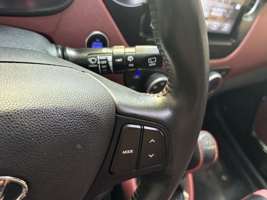 Hyundai i10 2018 Hatback Bạc 95000 km. Mua bán Ô tô tại Huyện Chương Mỹ Hà Nội được đăng bởi NHÂN HOÀ  hình 7