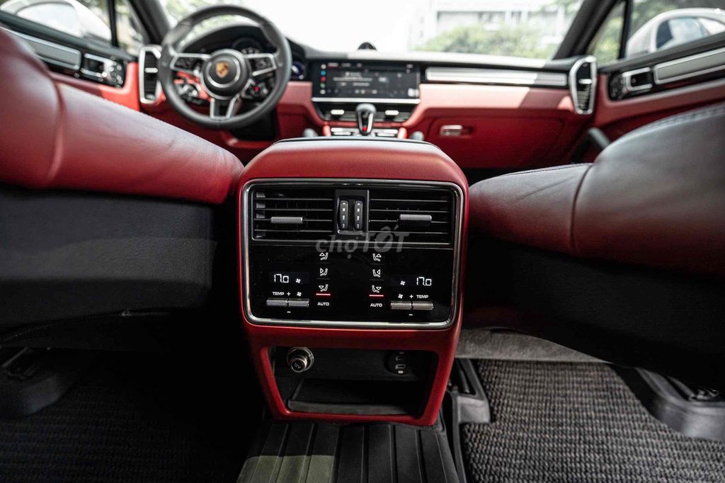 Cayenne Coupe Model 2023 màu trắng nt đỏ siêu đẹp. Mua bán Ô tô tại Quận 7 Tp Hồ Chí Minh được đăng bởi Dương Phương hình 20