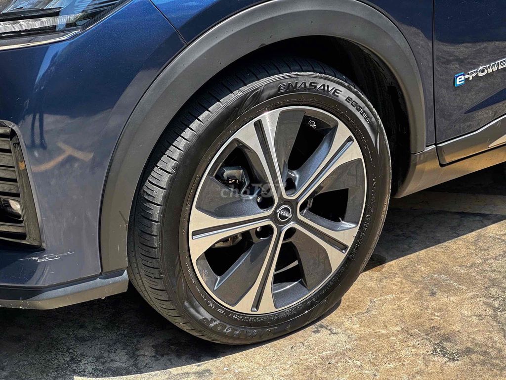 Nissan Kicks 2023 e-Power V - 25000 km. Mua bán Ô tô tại Quận Tân Phú Tp Hồ Chí Minh được đăng bởi Thuý Thanh hình 4