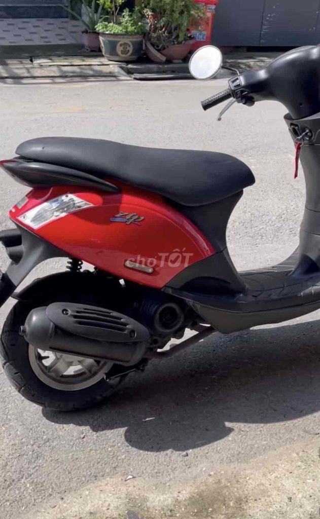 bán xe zip 100cc zin êm giấy tờ đầy đủ.. Mua bán Xe máy tại Huyện Hóc Môn Tp Hồ Chí Minh được đăng bởi Nguyễn hòa bình hình 1