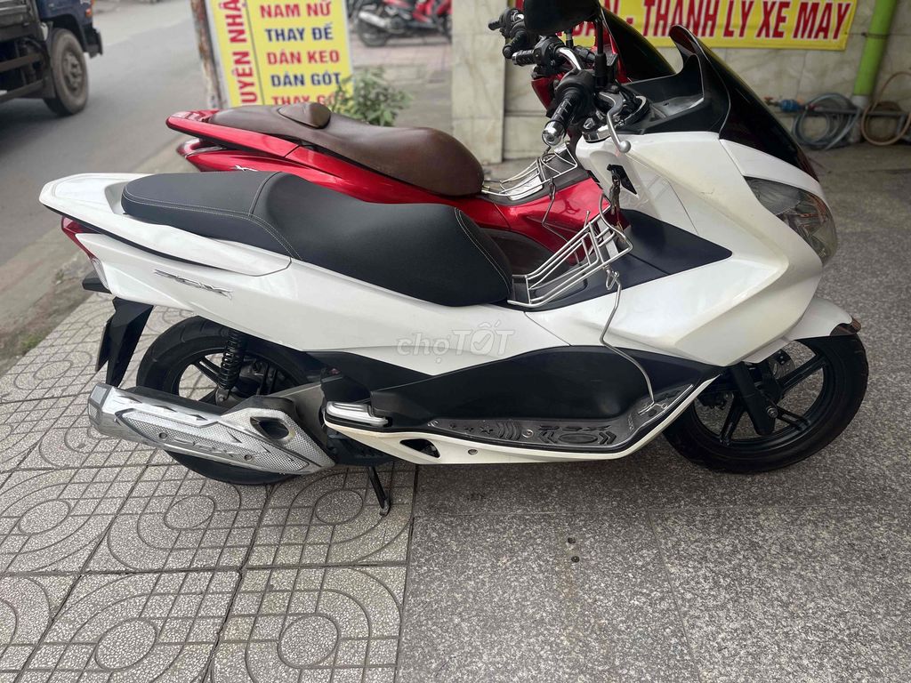 em cần bán gấp 2 xe pcx. Mua bán Xe máy tại Quận Bình Tân Tp Hồ Chí Minh được đăng bởi Ngo Dung hình 5