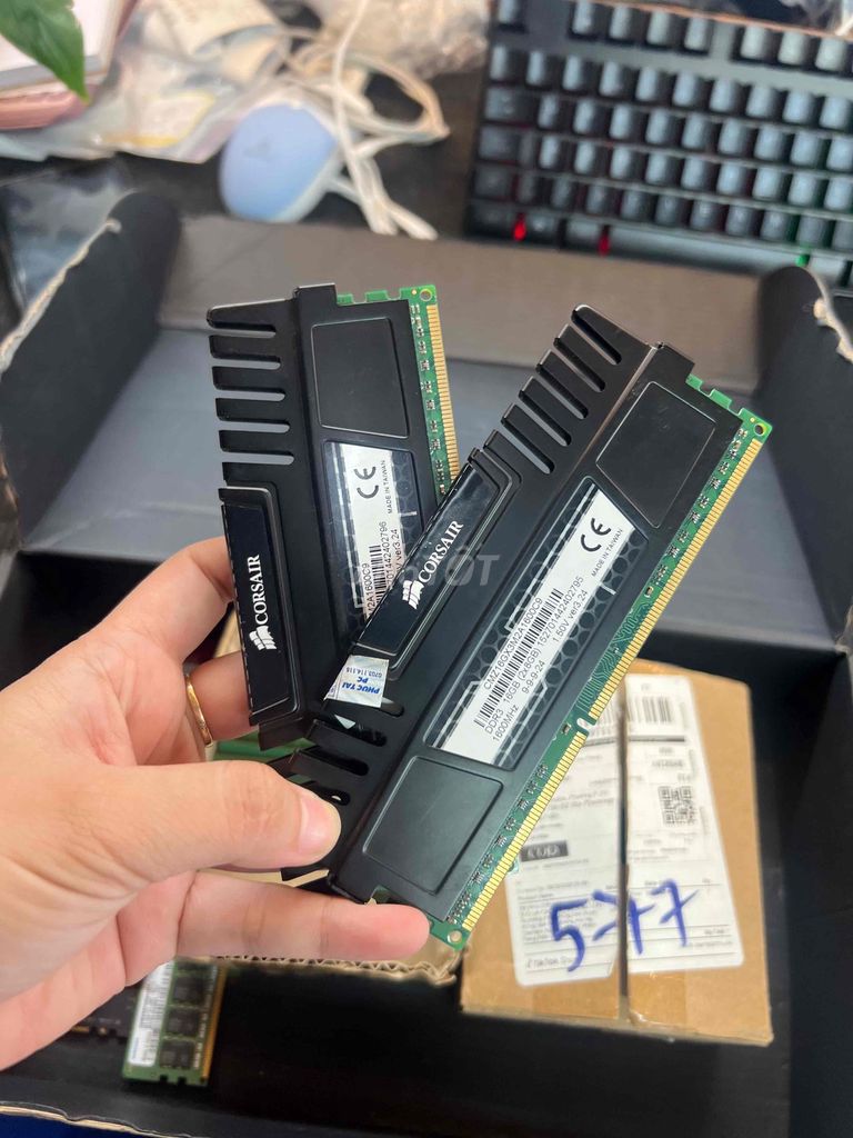 RAM Corsair DDR3 8GB hàng đẹp. Mua bán Linh kiện (RAM, Card...) tại Quận Phú Nhuận Tp Hồ Chí Minh được đăng bởi tiến tài 770 nguyễn kiệm p4 quận phú nhuận hình 1