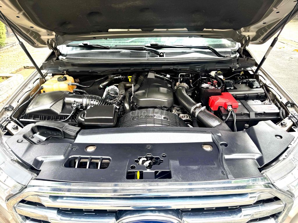 Ford Everest 1/2020 Titanium 4x2 AT - 122000 km. Mua bán Ô tô tại Quận Bình Tân Tp Hồ Chí Minh được đăng bởi A Đại hình 20