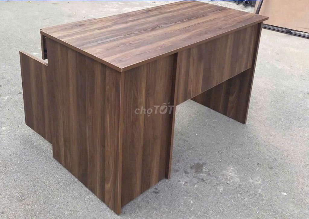 Bàn làm việc Gỗ công nghiệp Nâu. Mua bán Bàn ghế tại Quận Bình Thạnh Tp Hồ Chí Minh được đăng bởi Kho Thanh Lý Phú Nhàn hình 1