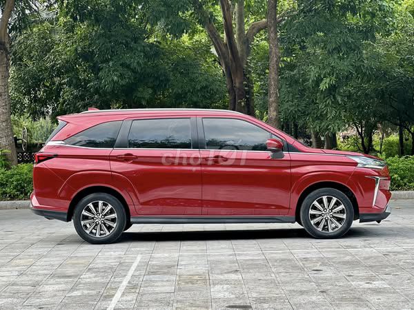 Toyota Veloz Cross 1.5 CVT , sx 2022. Mua bán Ô tô tại Quận Long Biên Hà Nội được đăng bởi Trần Phương Siêu Thị Xe Lướt hình 2