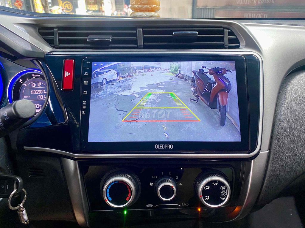 MÀN HÌNH Ô TÔ NHIỀU TÍNH NĂNG GIÁ TỐT. Mua bán Phụ tùng xe tại Quận Tân Bình Tp Hồ Chí Minh được đăng bởi Xe Đẹp Detailing hình 3