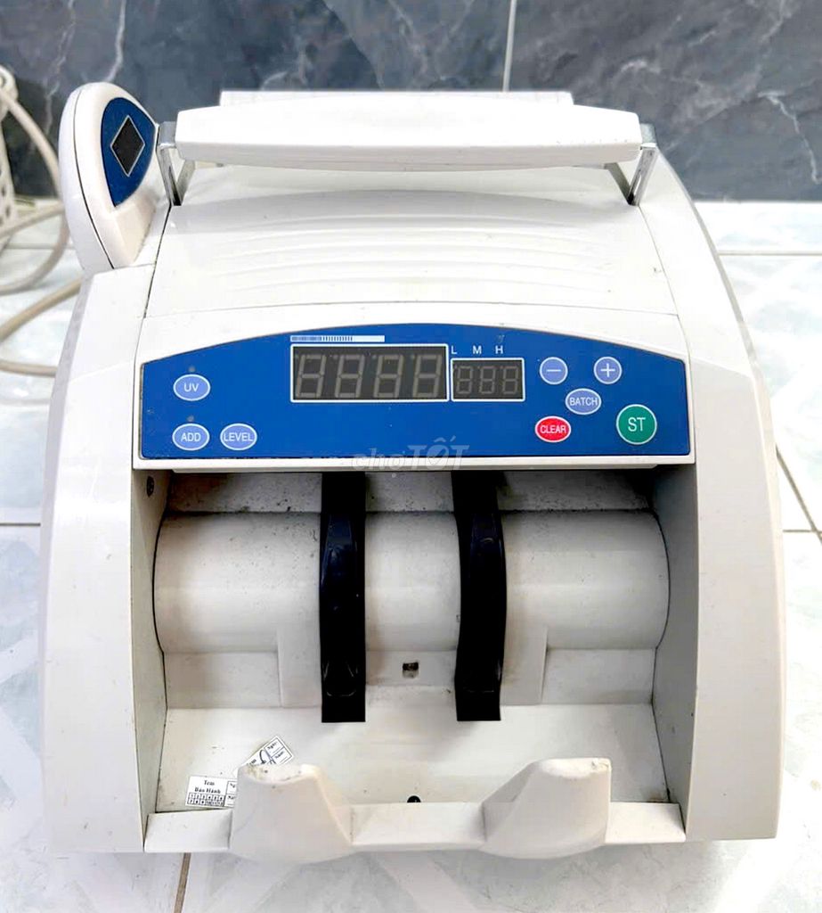 Máy đếm tiền RH-3000UV . Mua bán Đồ dùng văn phòng tại Quận Phú Nhuận Tp Hồ Chí Minh được đăng bởi hoa le 2 hình 1