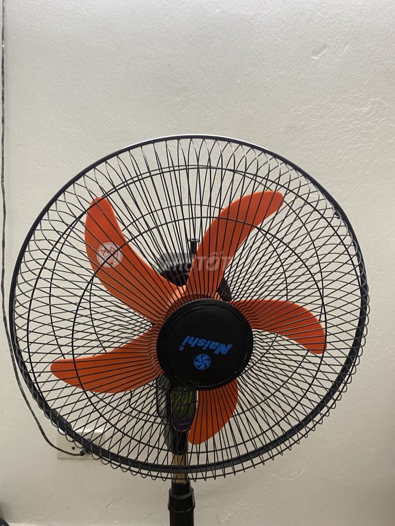 Quạt cây Naisi 5 cánh Cam, Đen. Mua bán Quạt tại Quận Cầu Giấy Hà Nội được đăng bởi Đồ Sinh Viên Pass Nhanh hình 1