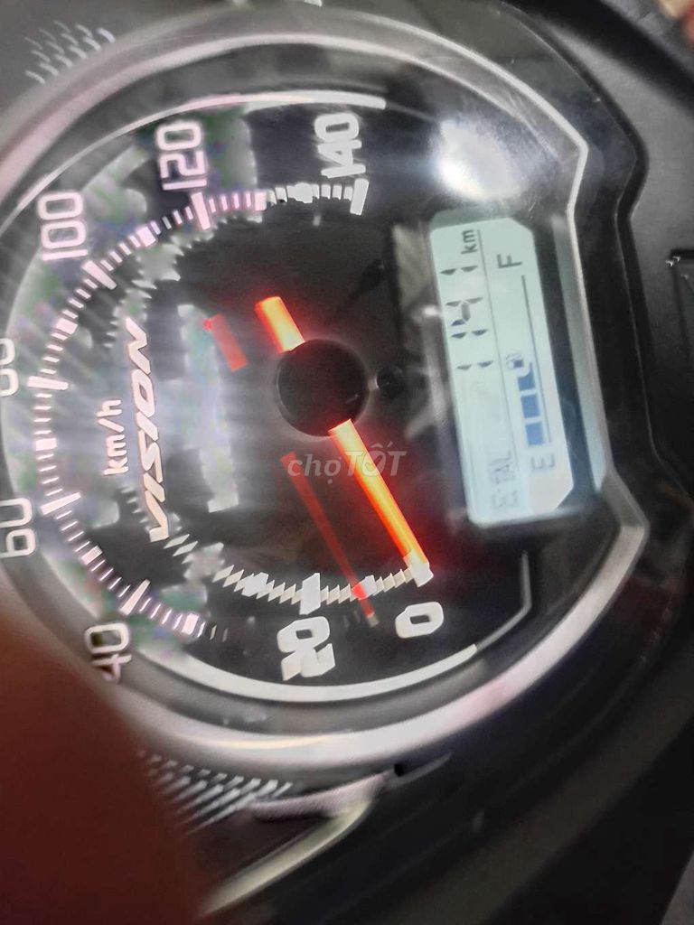 Honda Vision 2025 màu Đỏ. Mua bán Xe máy tại Thành phố Châu Đốc An Giang được đăng bởi Hau Nguyen hình 6