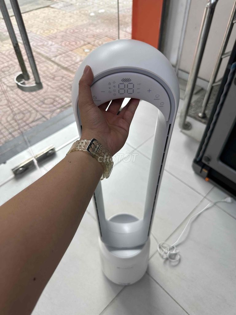Quạt không cánh Lumias T08 Pro Trắng. Mua bán Quạt tại Quận 3 Tp Hồ Chí Minh được đăng bởi Thái Trần hình 1