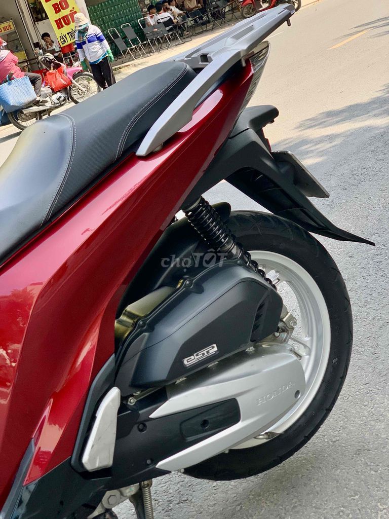 Honda SH 125i – 2019 ABS Chính Chủ BSTP Odo 8600km. Mua bán Xe máy tại Thành phố Thủ Đức Tp Hồ Chí Minh được đăng bởi iMotorbike Khương Phan hình 10