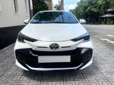 Bán TOYOTA VIOS E 2024 màu trắng , số tự động, 95%