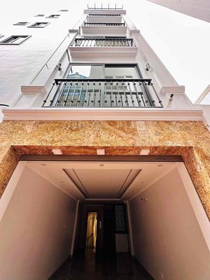 BÁN NHÀ CẦU GIẤY - 40M2 - 6 TẦNG THANG MÁY - NGÕ ĐẸP - MẶT TIỀN RỘNG. Mua bán nhà ở tại Quận Cầu Giấy Hà Nội được đăng bởi  MINH THÚY