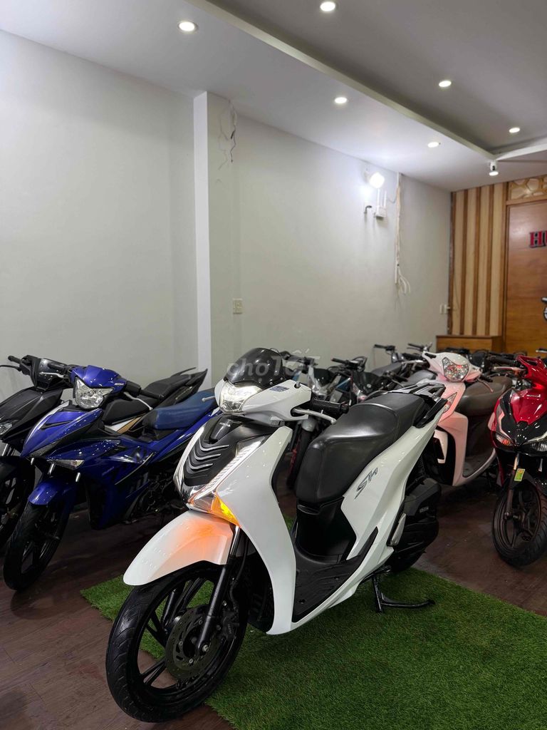 Bán SH 125i dk 2018 biển số 43C1-695.26. Mua bán Xe máy tại Quận Sơn Trà Đà Nẵng được đăng bởi Huan Motor hình 2