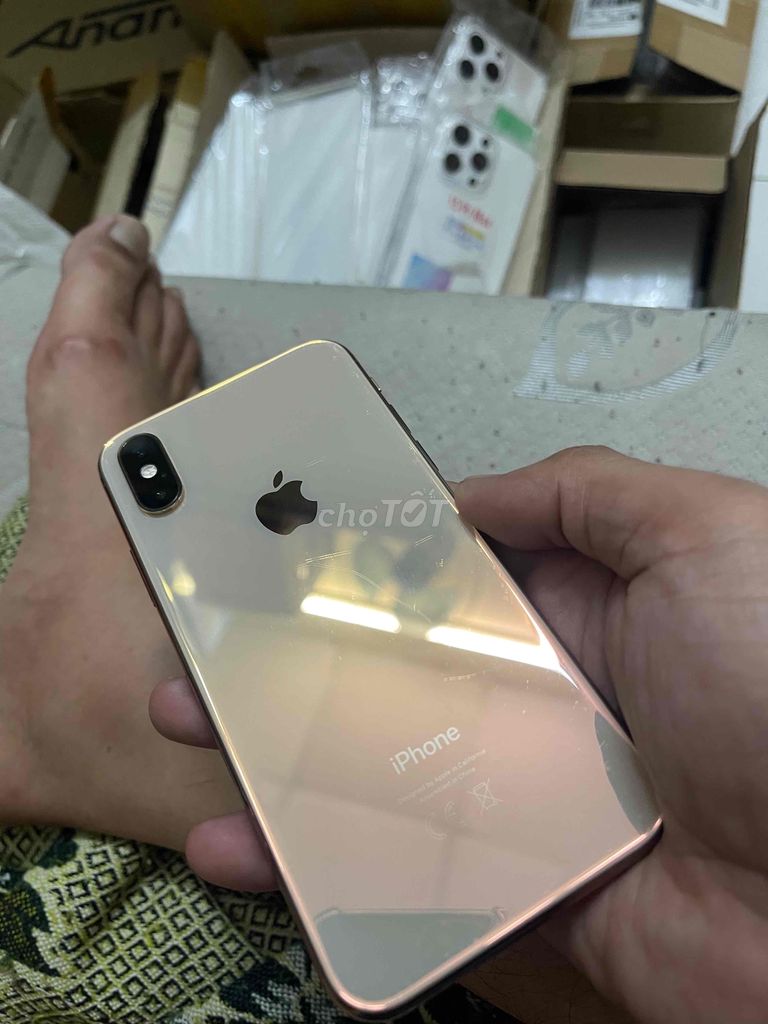 iphone Xs quốc tế 256gb máy đẹp cận keng. pin85