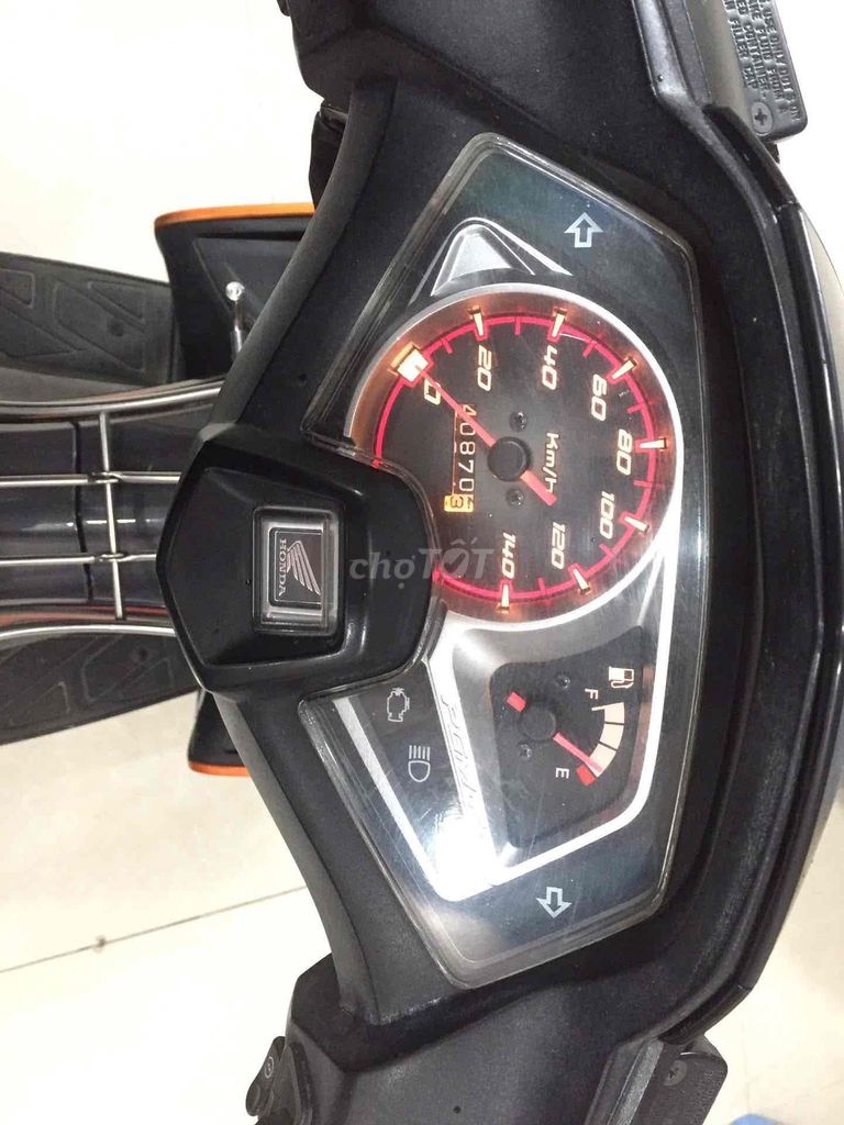 Xe AirBlade Thái Nhập( Cam Đen) Xe Nhà Sử Dụng. Mua bán Xe máy tại Huyện Bình Chánh Tp Hồ Chí Minh được đăng bởi trịnh văn công hình 4