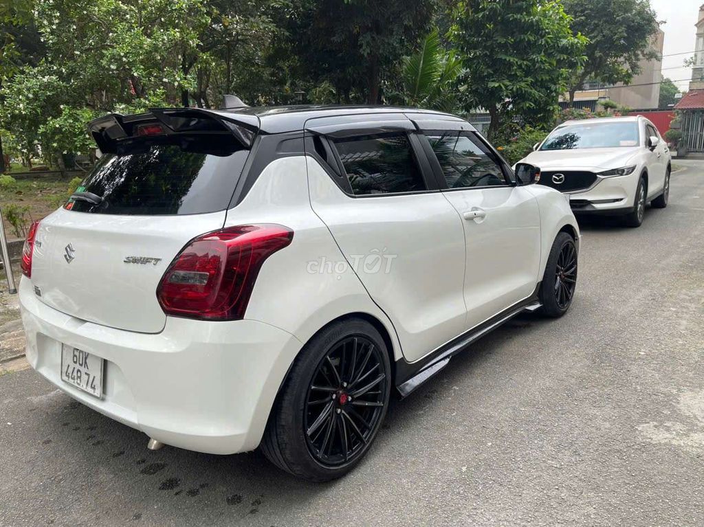 5 chỗ dễ thương chạy sướng tiết kiệm. Mua bán Ô tô tại Thành phố Dĩ An Bình Dương được đăng bởi Huy Luân Auto hình 5