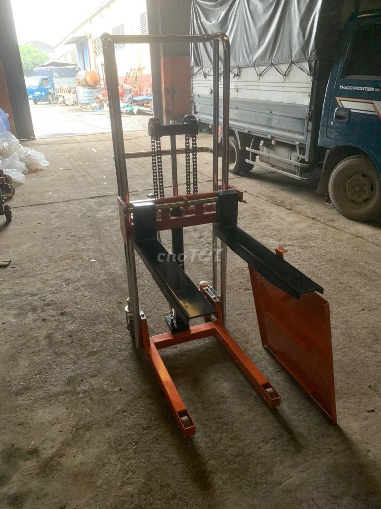 XE NÂNG TAY CAO MINI 400KG XẢ KHO HÀNG TỒN. Mua bán Đồ chuyên dụng, Giống nuôi trồng tại Quận Hoàng Mai Hà Nội được đăng bởi xenangcongnghiep hình 3