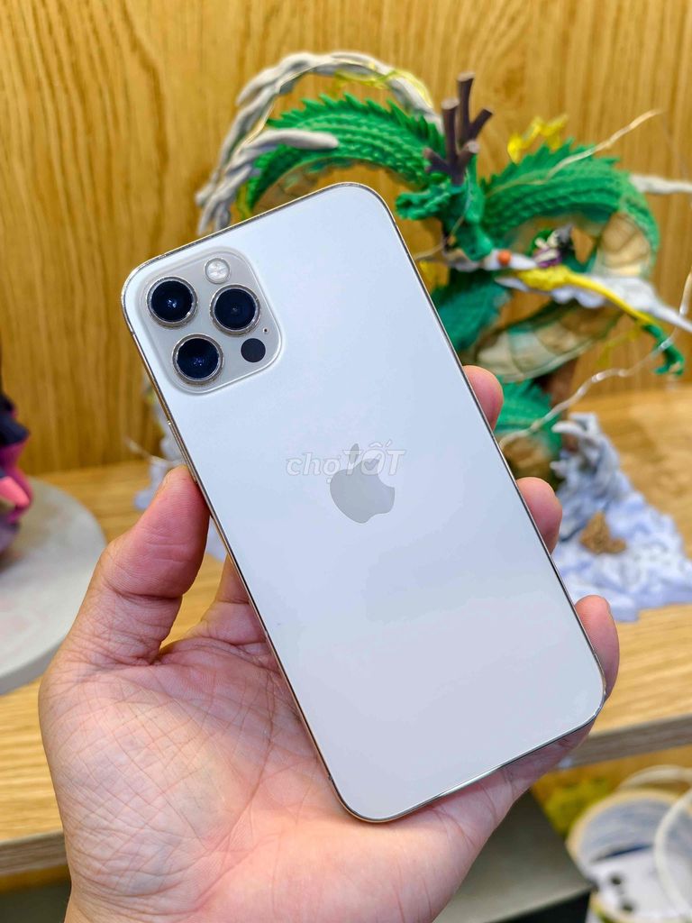 Apple iPhone 12 Pro 128GB Vàng. Mua bán Điện thoại tại Quận 10 Tp Hồ Chí Minh được đăng bởi Khánh Trần hình 1