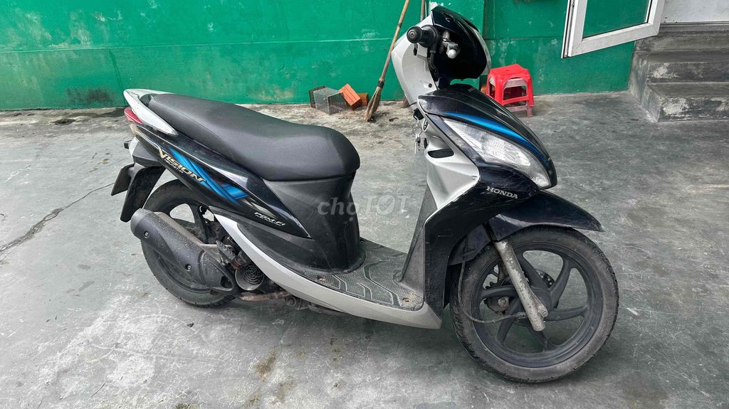 Honda Vision Đen Bạc Xanh. Mua bán Xe máy tại Thành phố Huế Thừa Thiên Huế được đăng bởi Luc hình 1