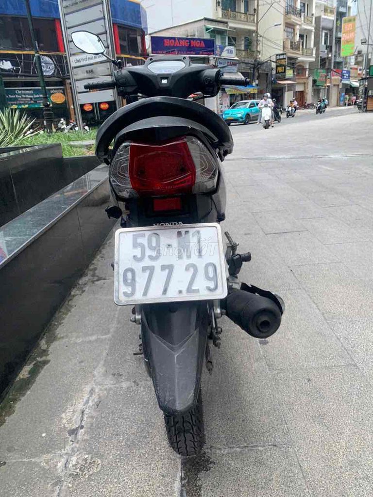 Honda Blade nguyên zin biển SG ko chính chủ. Mua bán Xe máy tại Quận Tân Bình Tp Hồ Chí Minh được đăng bởi Hưng hình 3