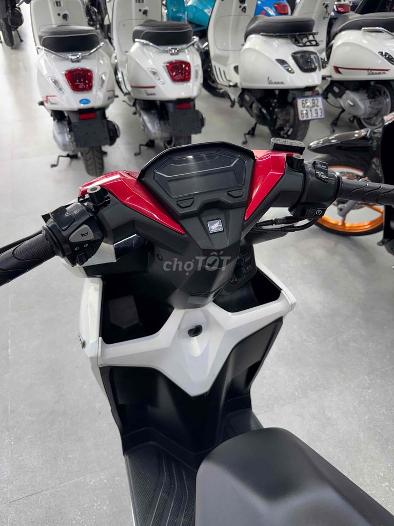 Click 150 date 2022 Trắng đỏ rin chuẩn cực đep. Mua bán Xe máy tại Quận Cái Răng Cần Thơ được đăng bởi Cửa Hàng Xe Máy Quang Sang hình 6