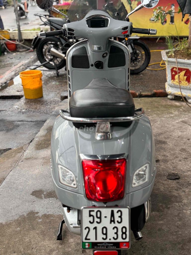 Cần bán Piaggio Vespa Super GTS 300 HPE Abs. Mua bán Xe máy tại Quận Bình Tân Tp Hồ Chí Minh được đăng bởi Việt Motor Bình Tân hình 6
