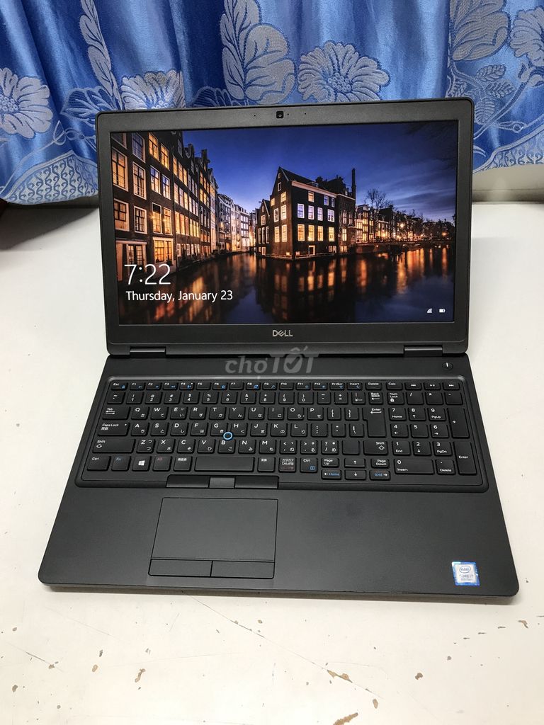 Dell Latitude 5590 i7-8565/16G/SSD 512G 15.6" VGA