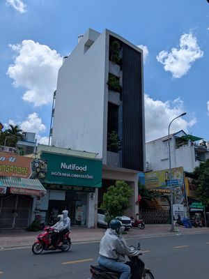 TUYỂN NHÂN VIÊN LAO ĐỘNG PHỔ THÔNG - Tân Phú- HCM