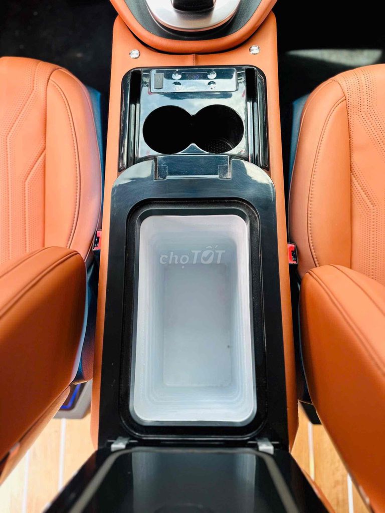 Mercedes Benz V Class 2020 V250 Luxury - 58000 km. Mua bán Ô tô tại Quận 8 Tp Hồ Chí Minh được đăng bởi Hồng Phúc hình 17