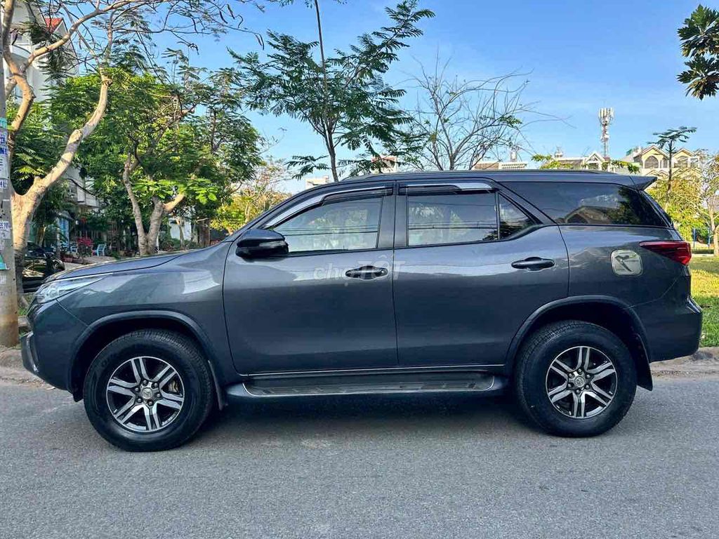 Cho thuê xe Toyota Fortuner cuối 2017 – có tài x. Mua bán Ô tô tại Quận 3 Tp Hồ Chí Minh được đăng bởi Ms Thảo hình 1