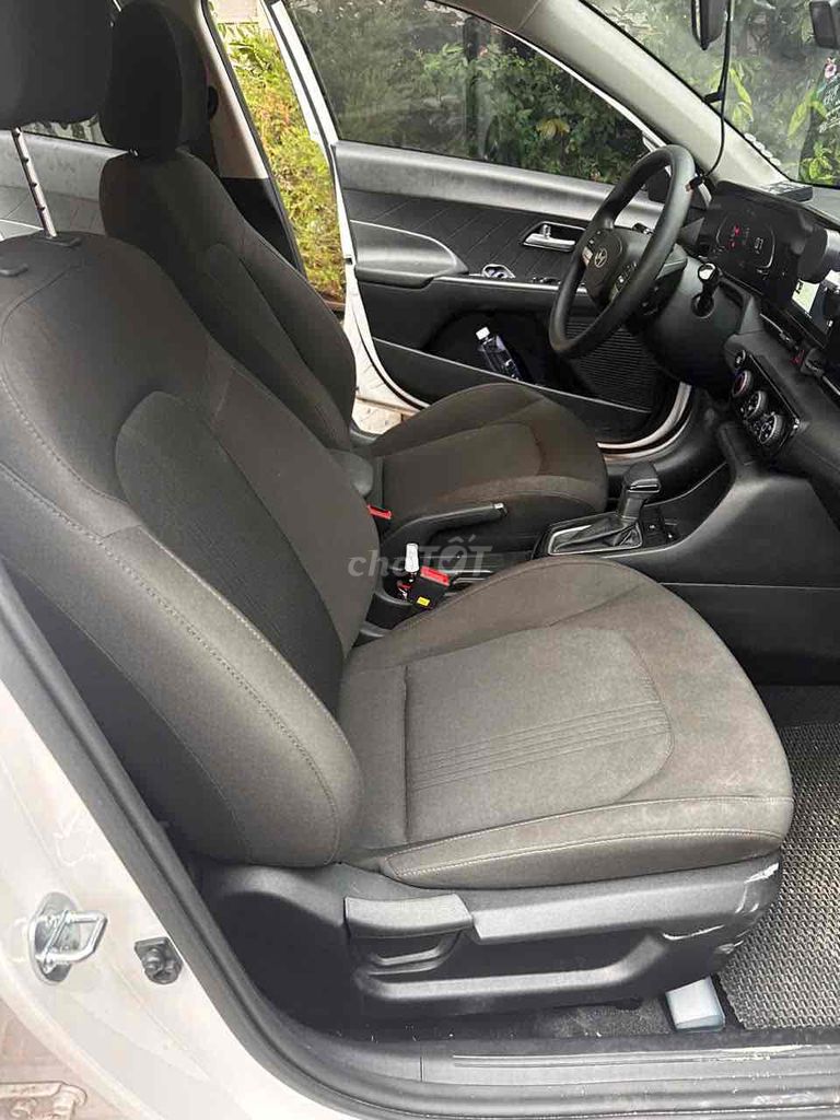 Hyundai Accent 2025 - 12000 km. Mua bán Ô tô tại Quận Tân Phú Tp Hồ Chí Minh được đăng bởi mỹ lệ hình 9