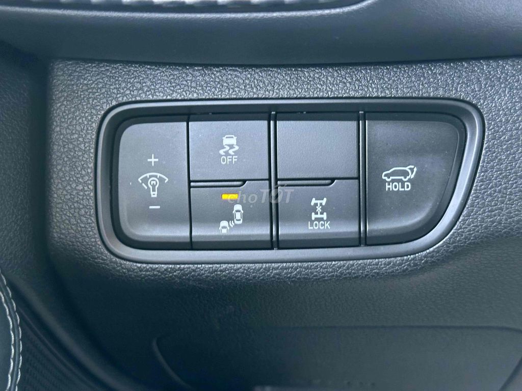 Hyundai SantaFe 2019 2.4 Xăng Đặc Biệt 70000 km. Mua bán Ô tô tại Quận Cầu Giấy Hà Nội được đăng bởi Vũ Kiên hình 18