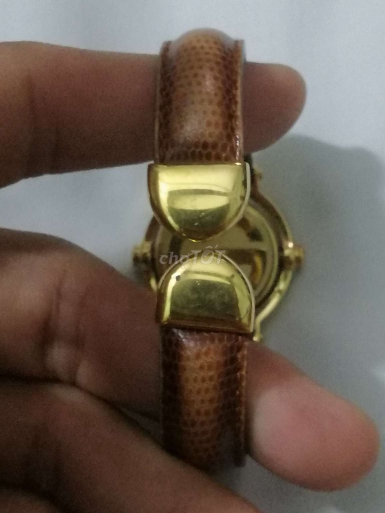 Đồng hồ nữ gucci, mặt xoay độc đáo,swiss Made