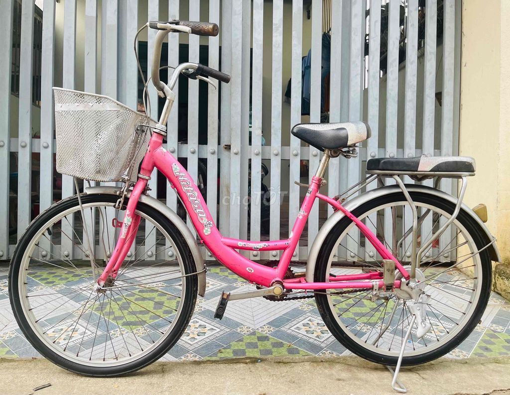 Thanh lý xe đạp nữ như hình. Quảng Biên trảng bom. Mua bán Xe đạp tại Huyện Trảng Bom Đồng Nai được đăng bởi Vy Anh hình 2