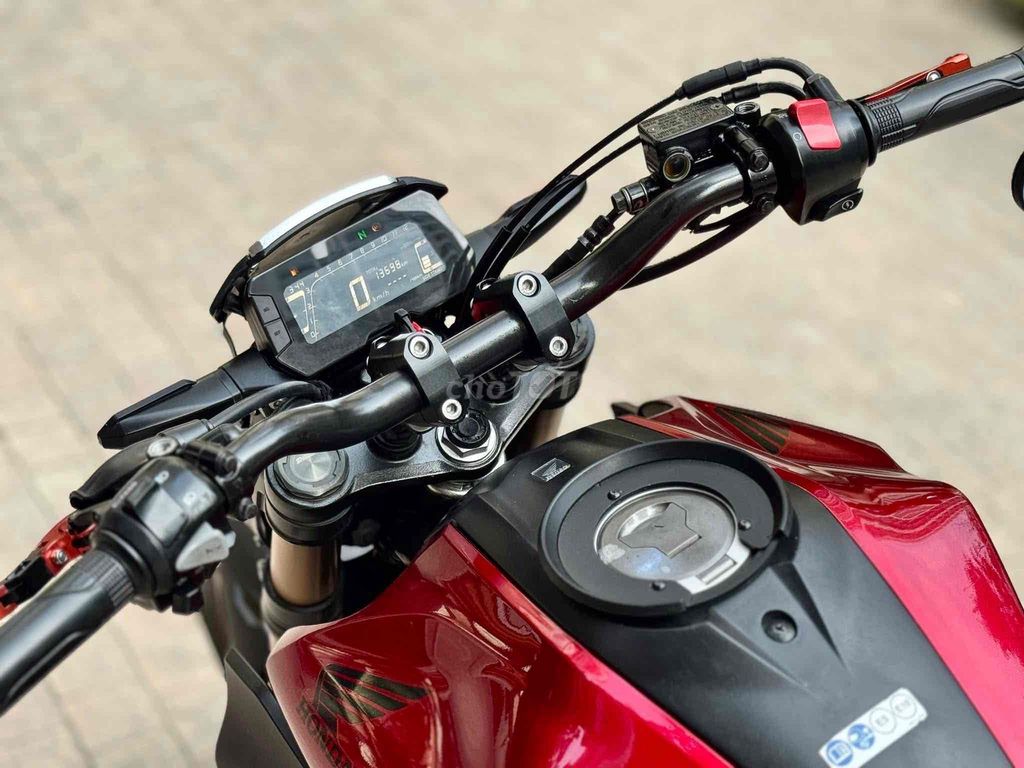Honda CB 300R 2021 Đỏ 13.000km. Mua bán Xe máy tại Quận Cầu Giấy Hà Nội được đăng bởi Tuấn Việt Motor hình 4