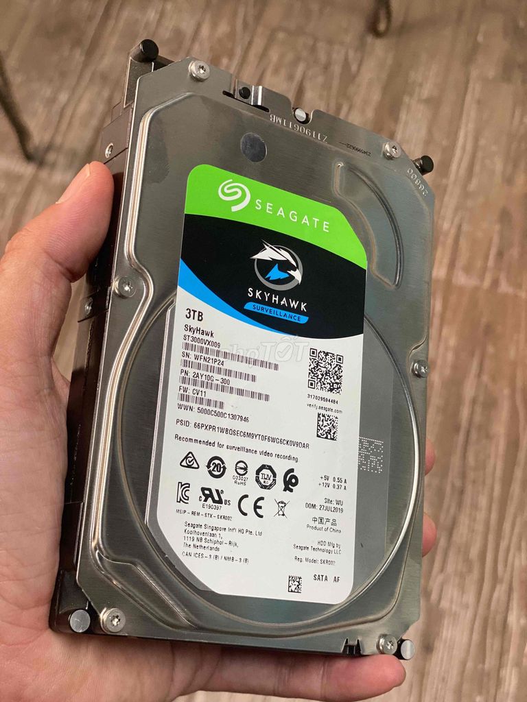 Ổ cứng HDD Seagate Skyhawk 3TB đã qua sử dụng. Mua bán Linh kiện (RAM, Card...) tại Thành phố Huế Thừa Thiên Huế được đăng bởi Vũ An Computer hình 1
