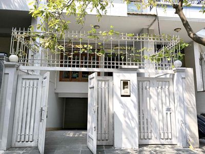 Rent · 1 bd · 100 м² · Quận 7, ул. Nguyễn Hữu Thọ