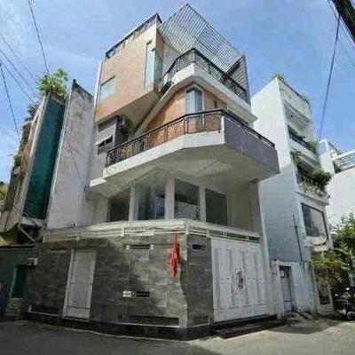 Nhà Mới Đẹp, Thông thoáng, trệt lửng 3 lầu sân thượng, nhà căn góc