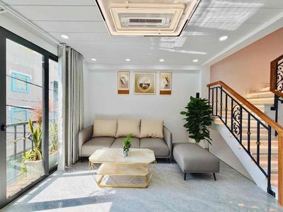 Townhouse 37 m² · 4 bed · Đường Dương Quảng Hàm