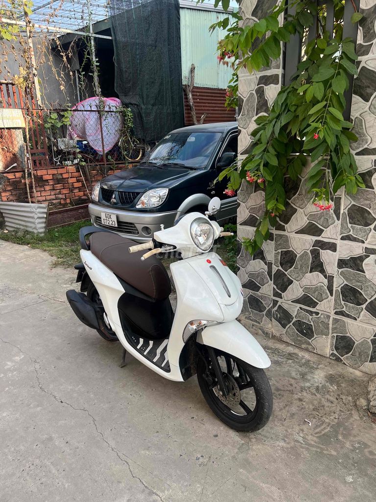 Yamaha Janus 2017 màu Trắng. Mua bán Xe máy tại Thành phố Biên Hòa Đồng Nai được đăng bởi Minh hình 4